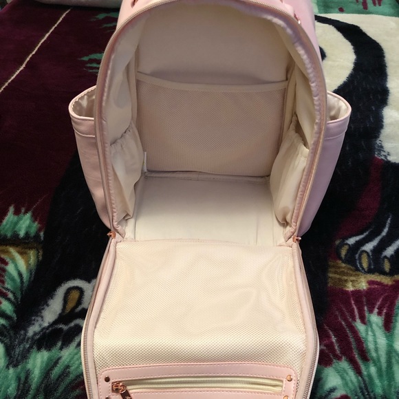 Itzy Ritzy Mini Boss in Blush - Picture 2 of 4